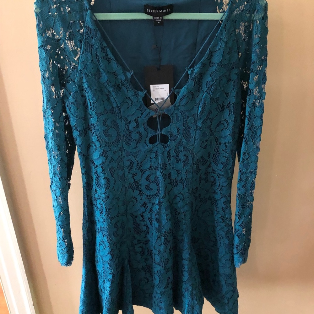 Dress - Picture 6 of 8